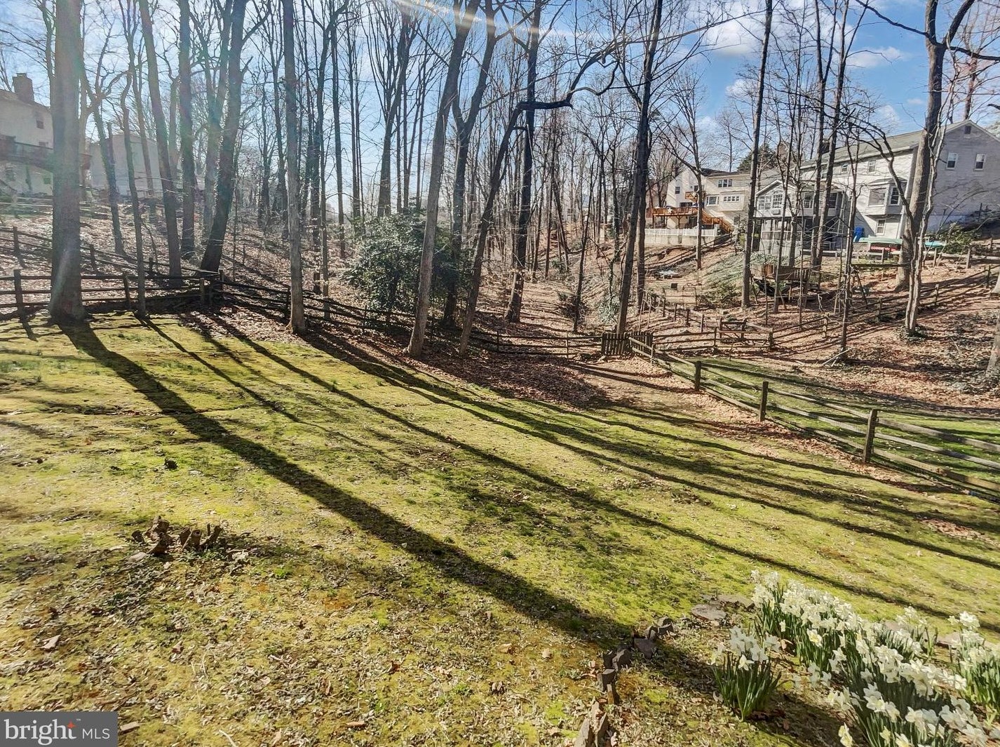 4405 Loganberry Ln, Dumfries VA  22025-1003 exterior