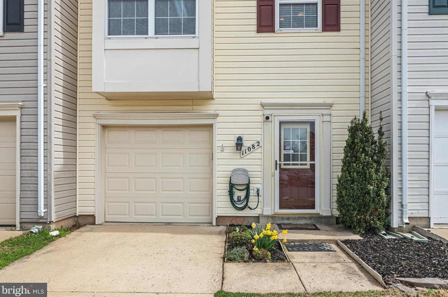 11082 Clovertree Ct, Manassas, VA 20109