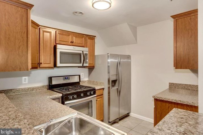 1031 Gardenview Loop #302, Woodbridge, VA 22191