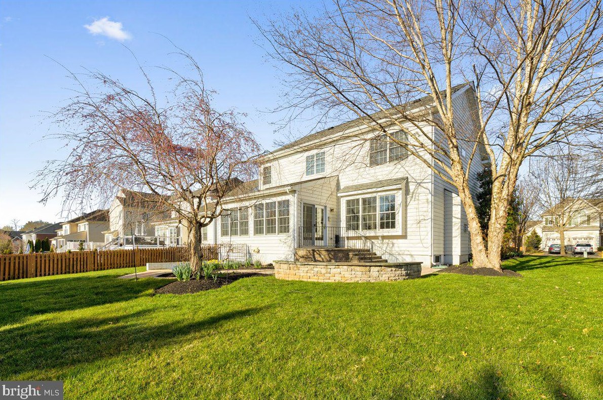 5525 Hillsman Farm Ln, Haymarket, VA 20169