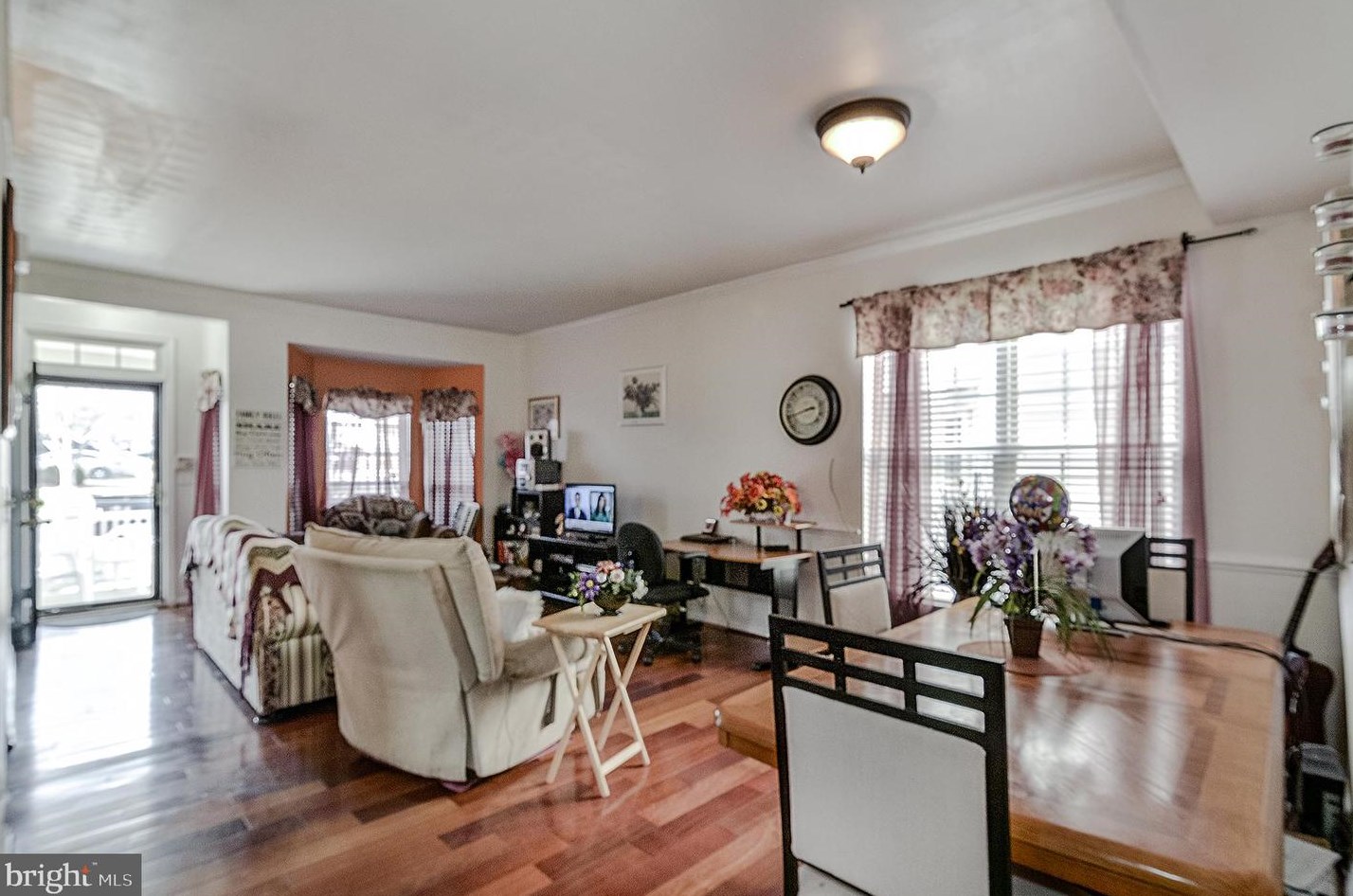 6135 Taffy Ct, Woodbridge, VA 22193