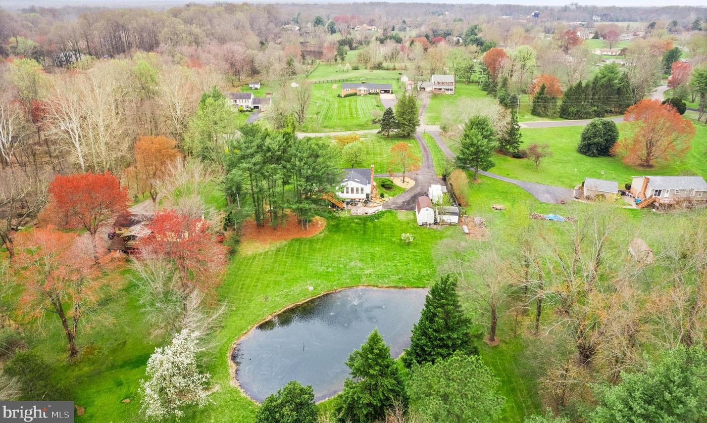 7904 Carrie Ln, Manassas, VA 20111-2548