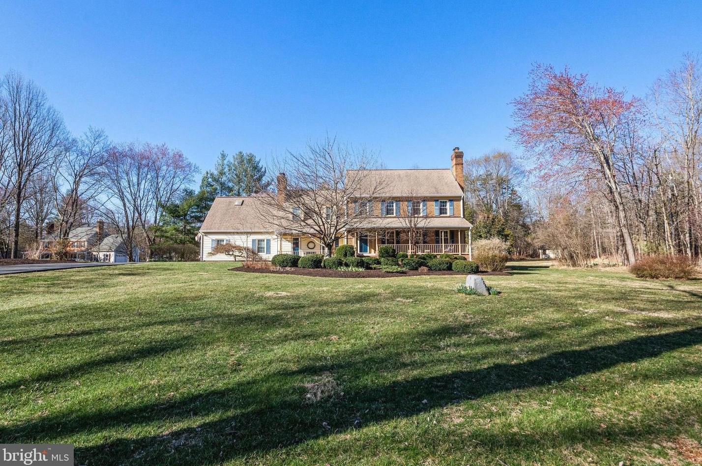 7440 Falkland Dr, Gainesville, VA 20155