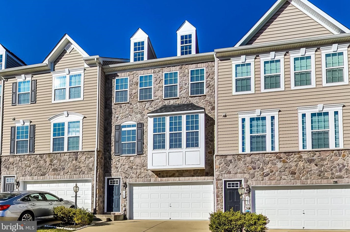 1793 Rockledge Ter, Woodbridge, VA 22192-2512