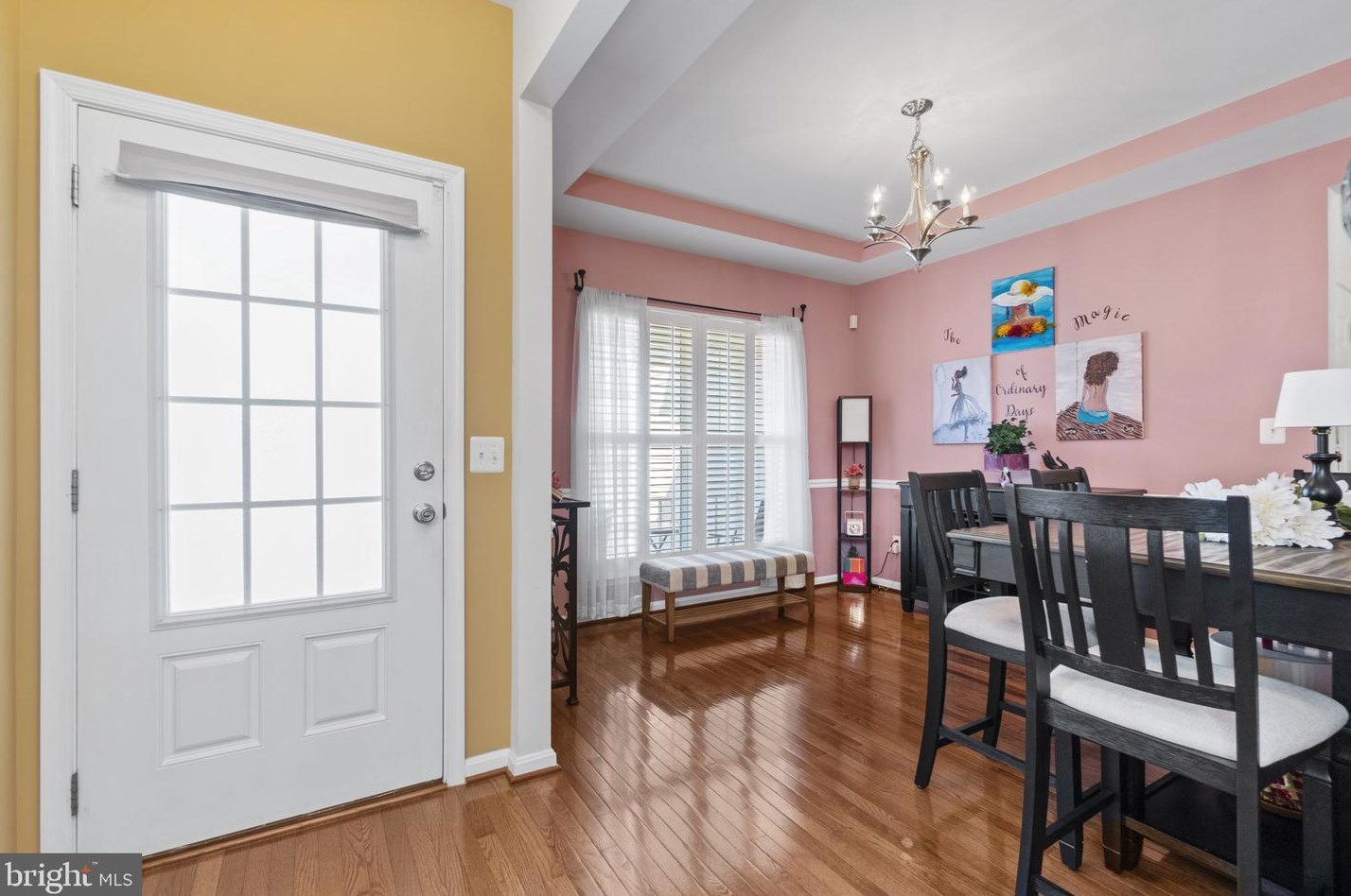 18571 Quantico Gateway Dr, Triangle, VA 22172