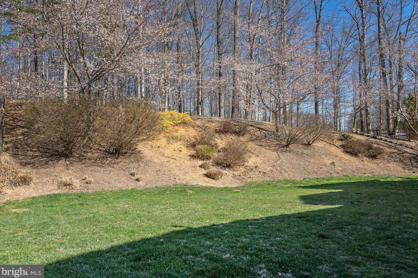 7408 Howell Run Ct, Manassas VA  20112-7823 exterior