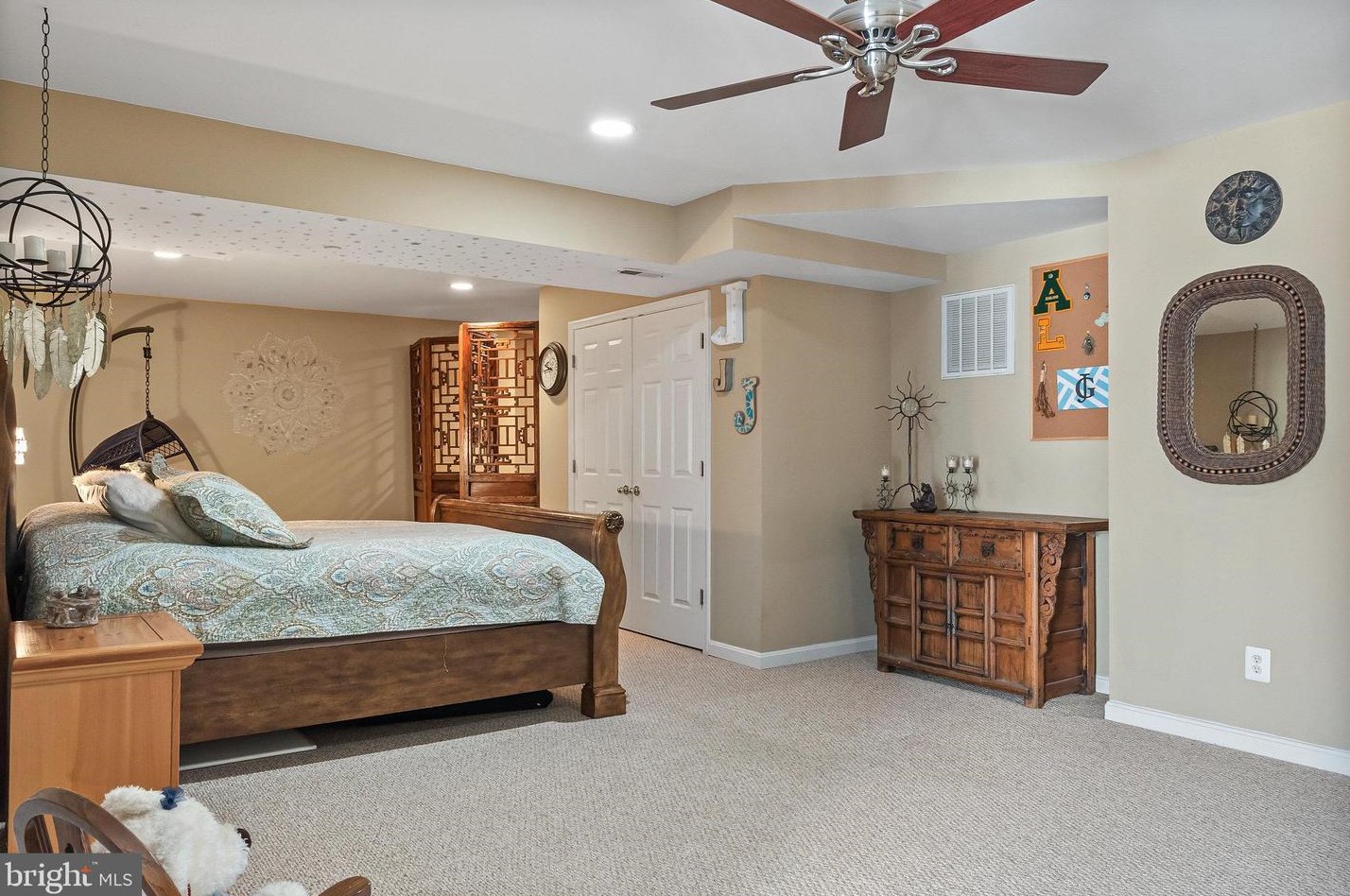 7408 Howell Run Ct, Manassas VA  20112-7823 exterior