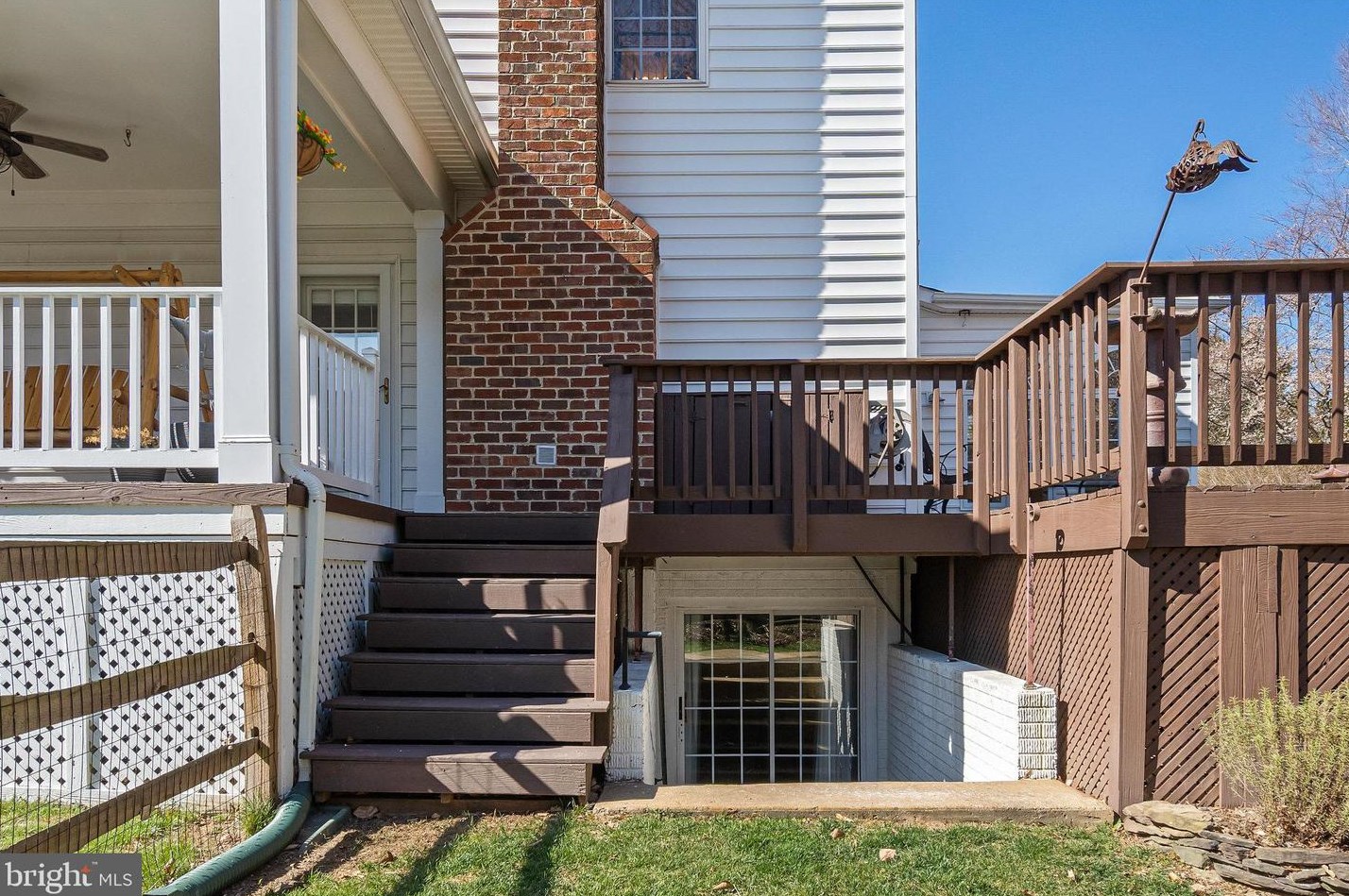 7408 Howell Run Ct, Manassas VA  20112-7823 exterior