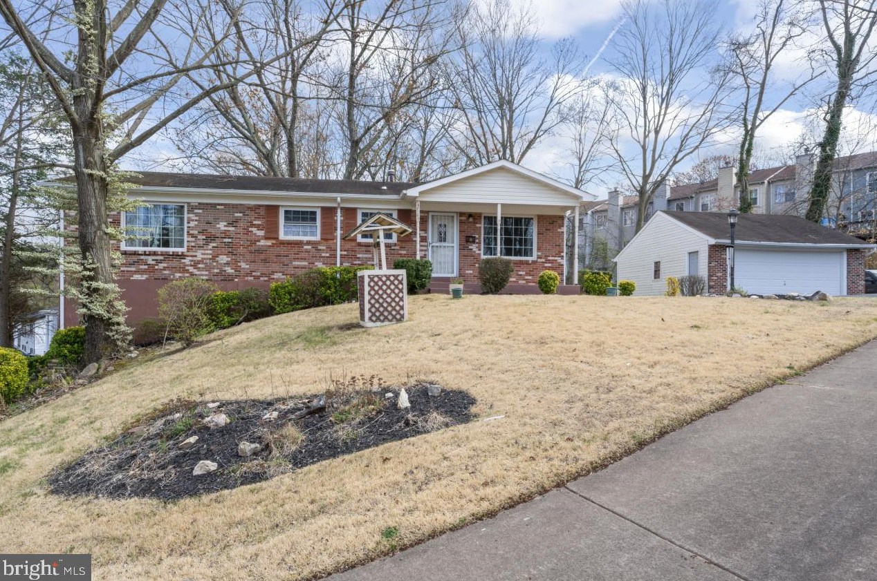 14810 Edgewater Dr, Woodbridge, VA 22193