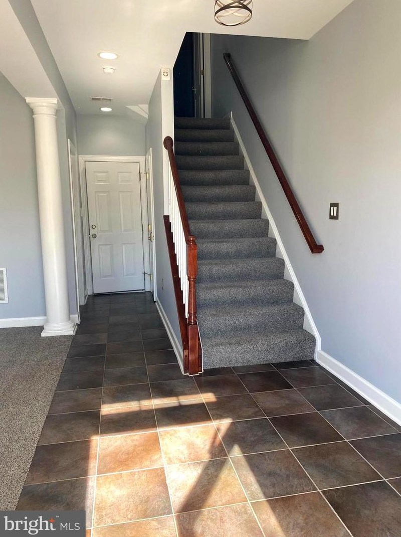 10673 General Kirkland Dr, Bristow, VA 20136