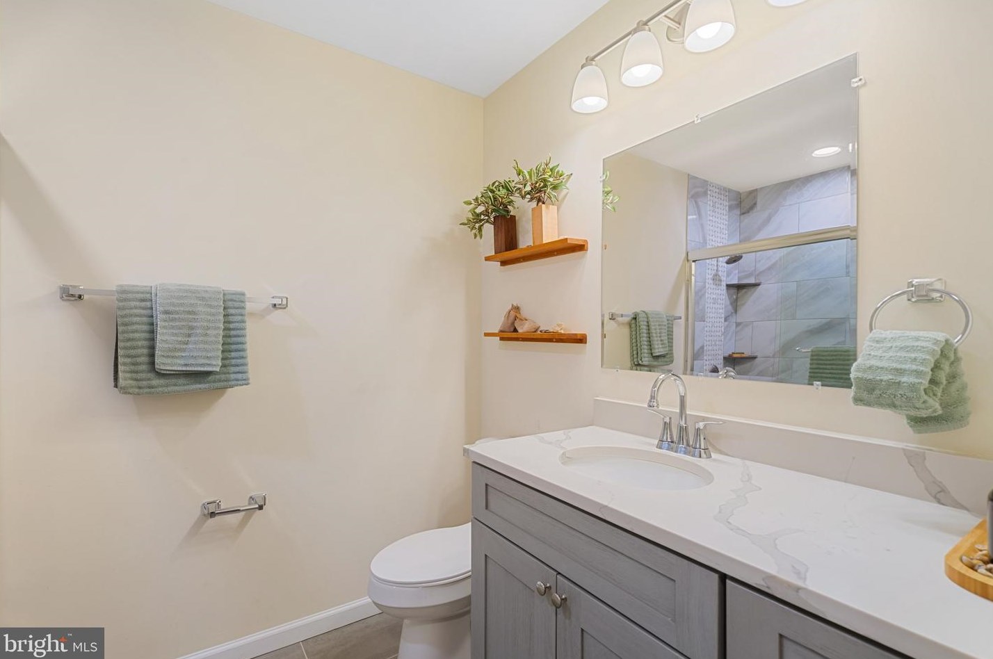 12528 Basswood Dr, Manassas VA  20112-3441 exterior