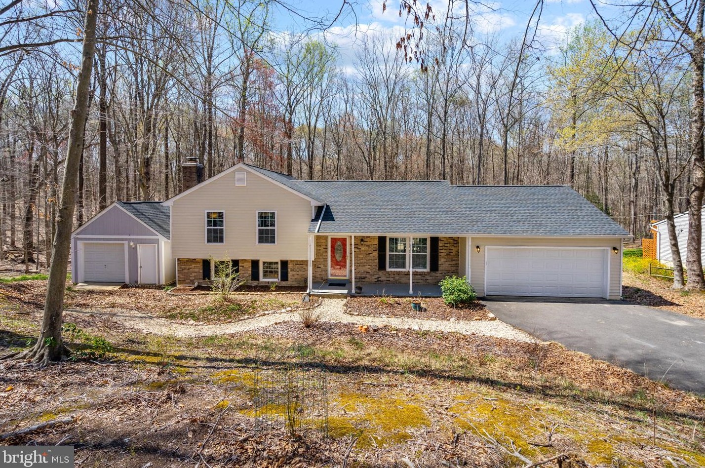 12528 Basswood Dr, Manassas VA  20112-3441 exterior