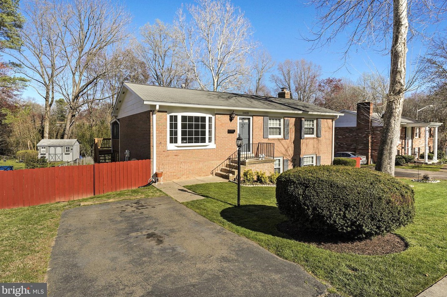 13825 Gilbert Rd, Woodbridge, VA 22193