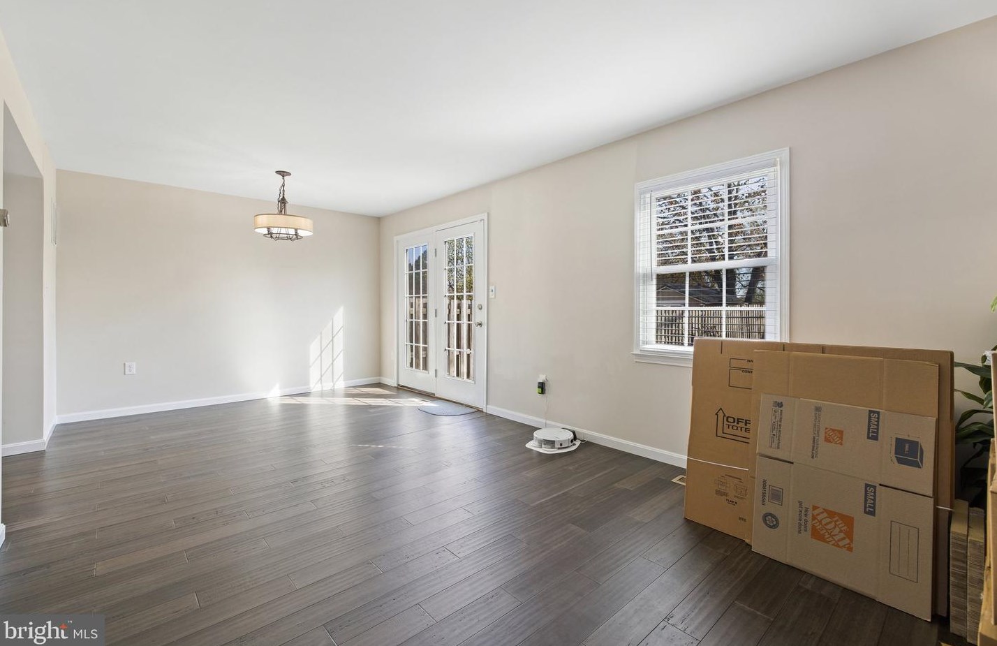 7511 Bedford Rd, Manassas VA  20109-2936 exterior