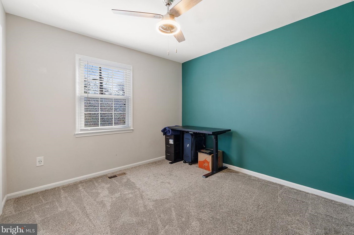 7511 Bedford Rd, Manassas VA  20109-2936 exterior