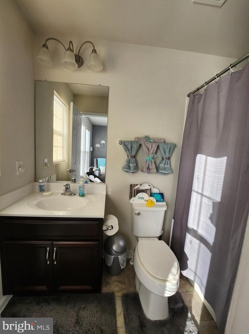 17027 Gibson Mill Rd, Dumfries VA  22026-2286 exterior