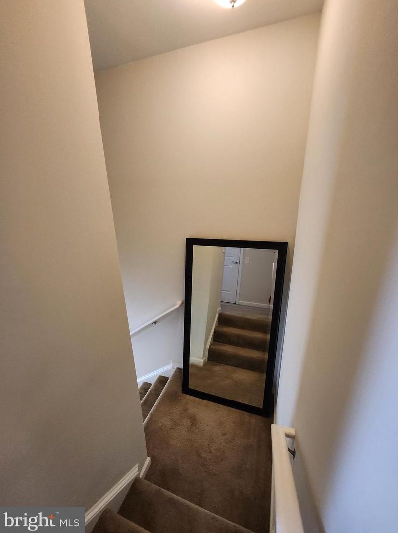 17027 Gibson Mill Rd, Dumfries VA  22026-2286 exterior