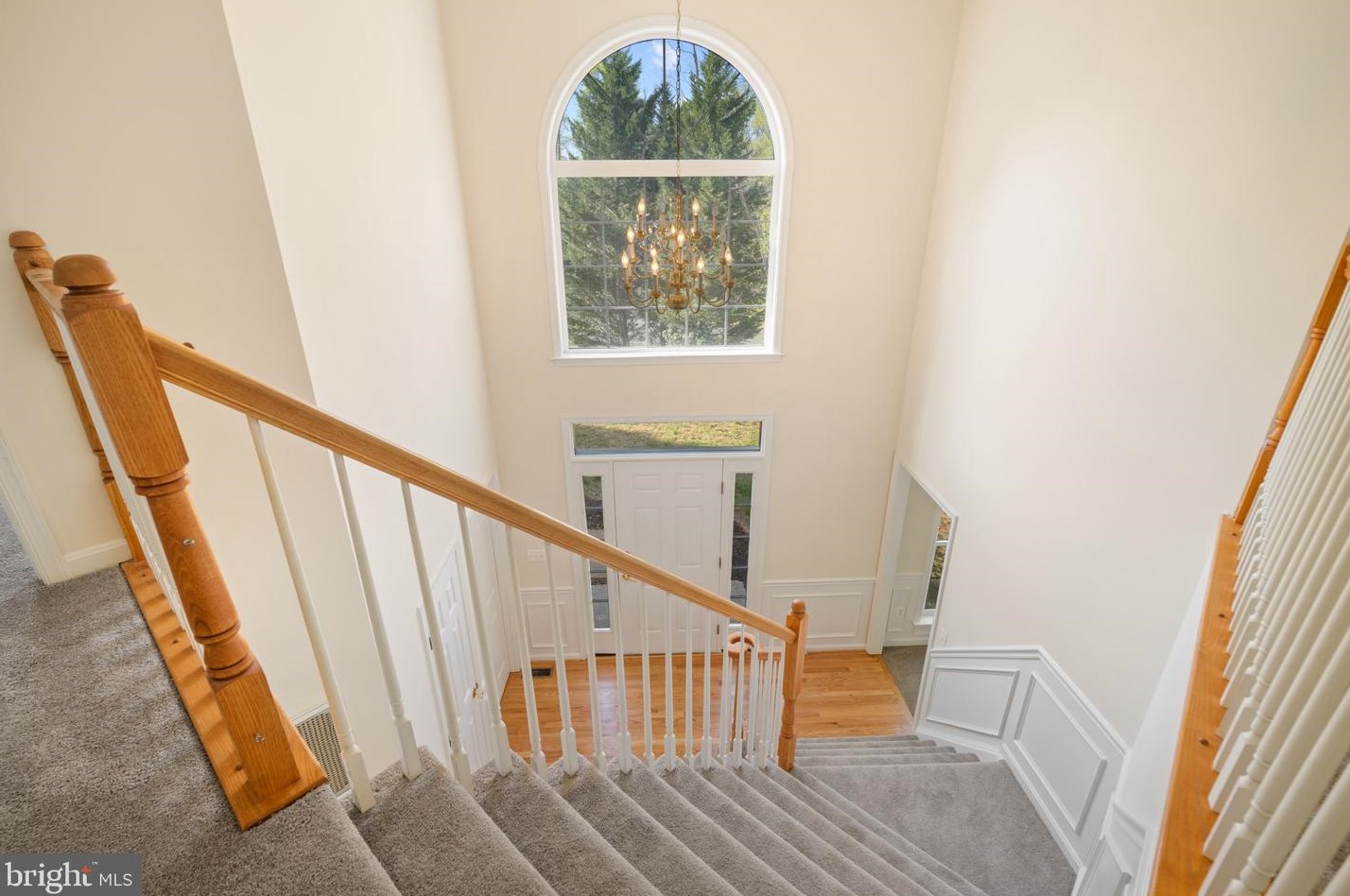 8016 Knightshayes Dr, Manassas VA  20111-2964 exterior