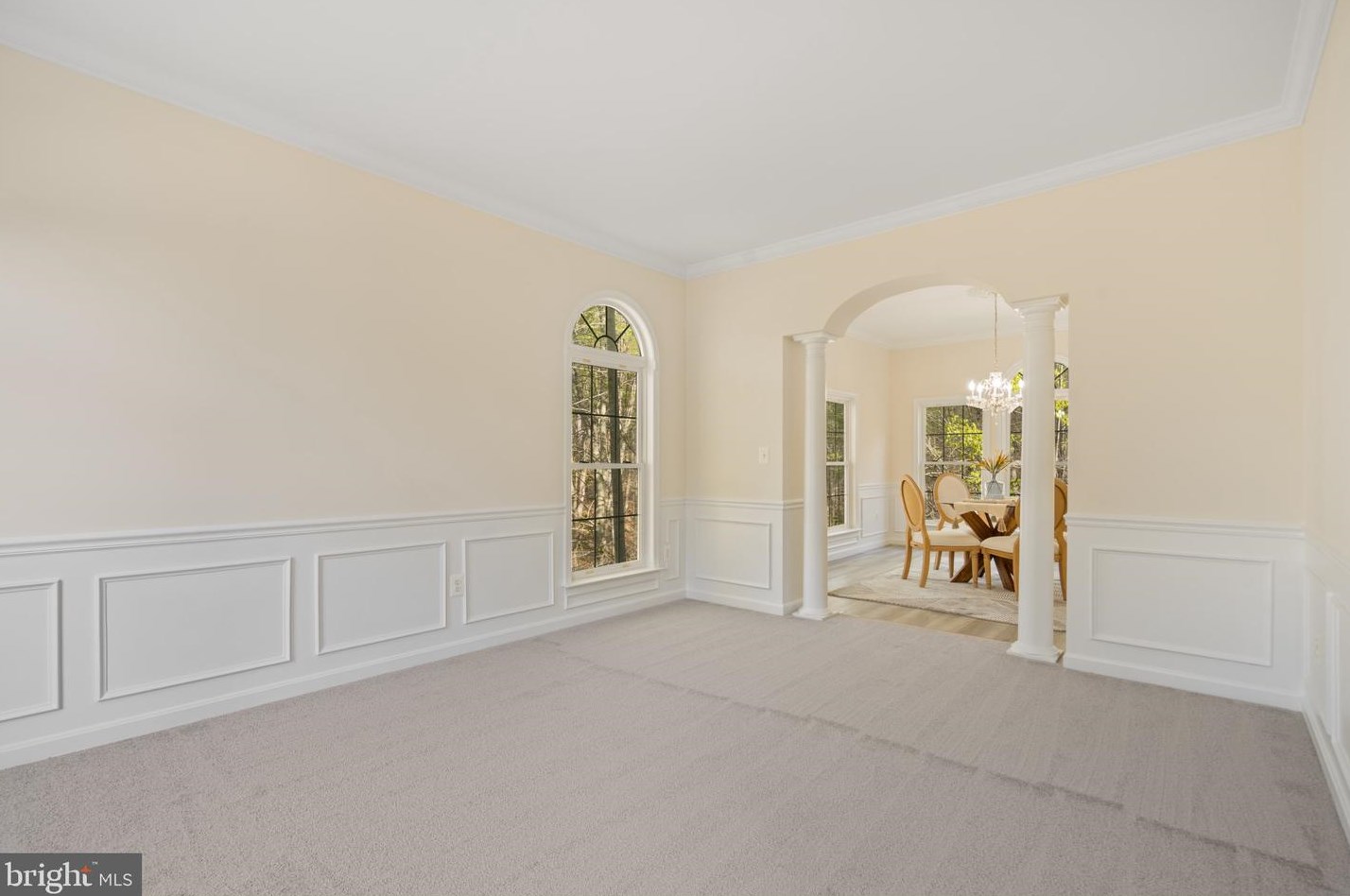 8016 Knightshayes Dr, Manassas VA  20111-2964 exterior