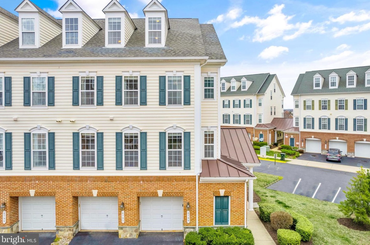 6790 Hampton Bay Ln #464, Gainesville, VA 20155