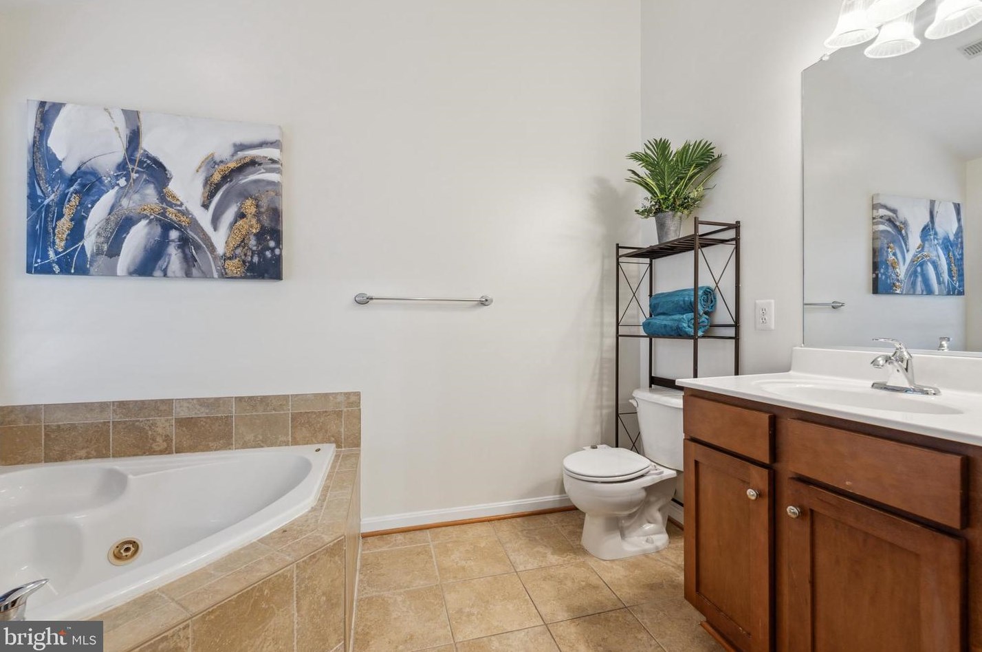 4308 Stone Mountain Ct, Dumfries VA  22025-2033 exterior