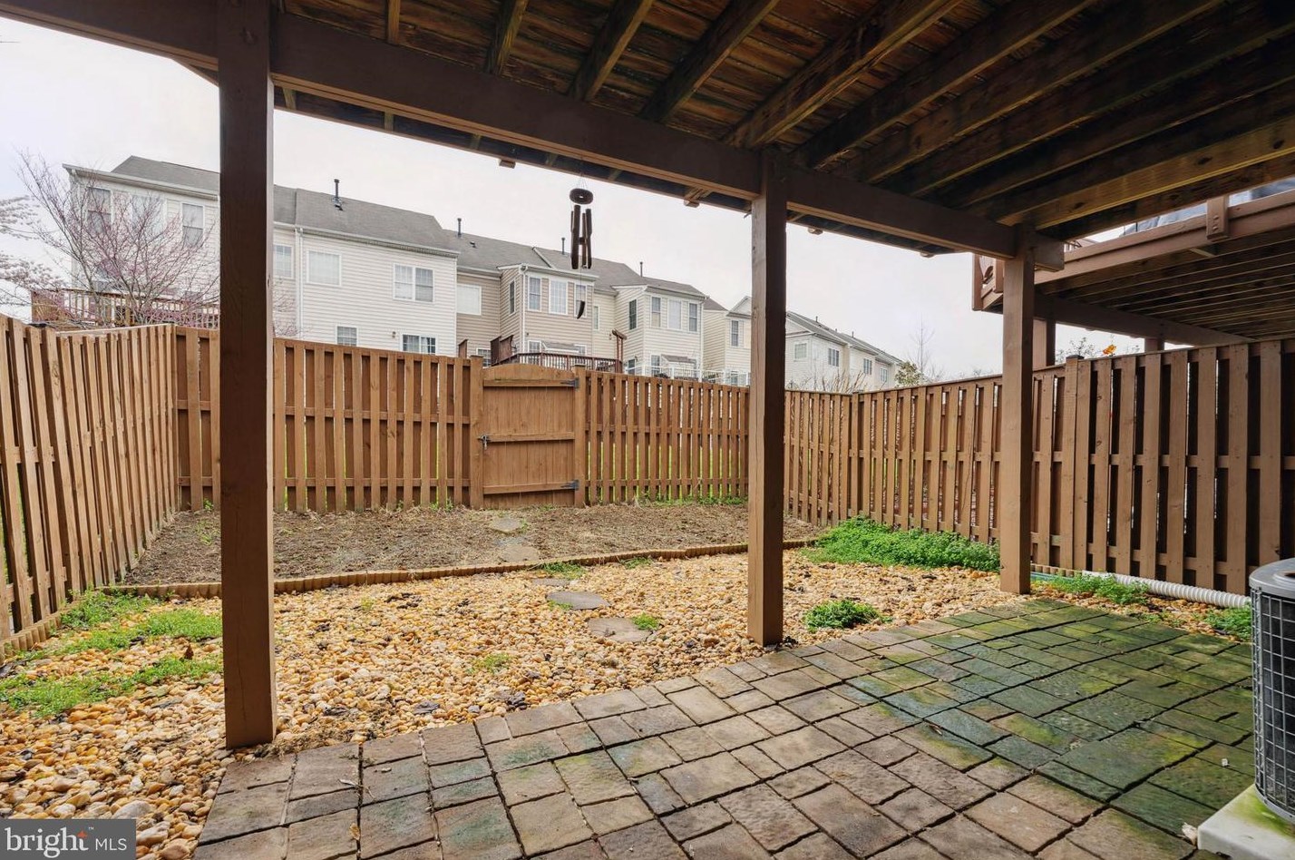 4308 Stone Mountain Ct, Dumfries VA  22025-2033 exterior