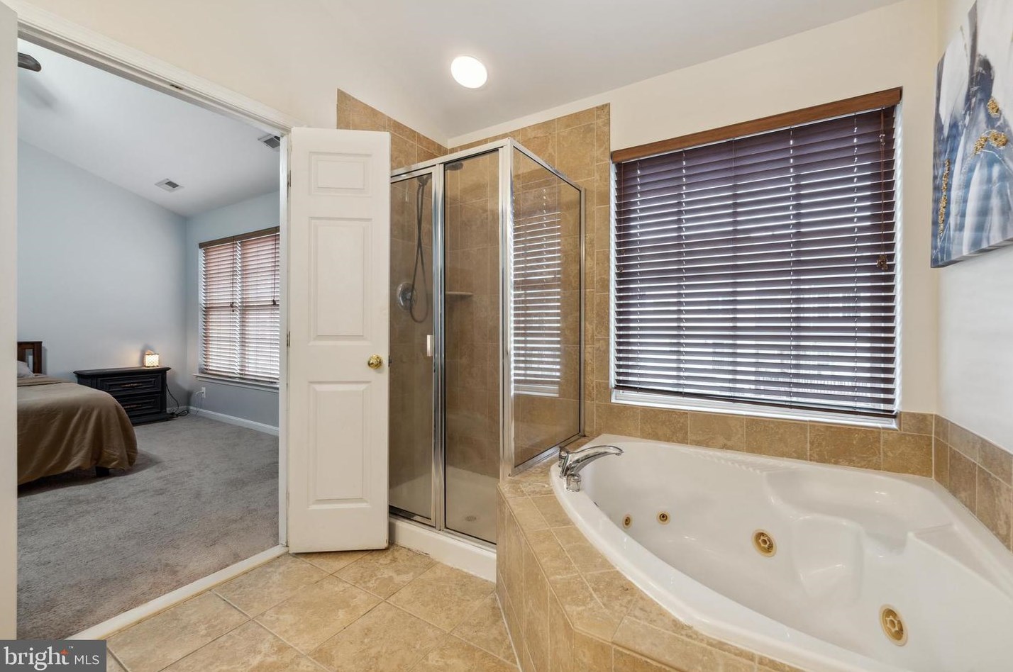 4308 Stone Mountain Ct, Dumfries VA  22025-2033 exterior