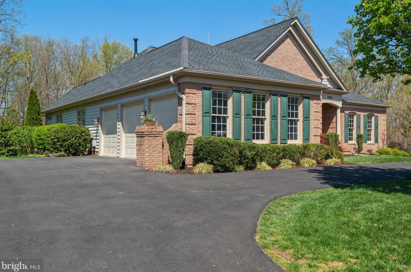 13203 Piedmont Vista Dr, Haymarket, VA 20169