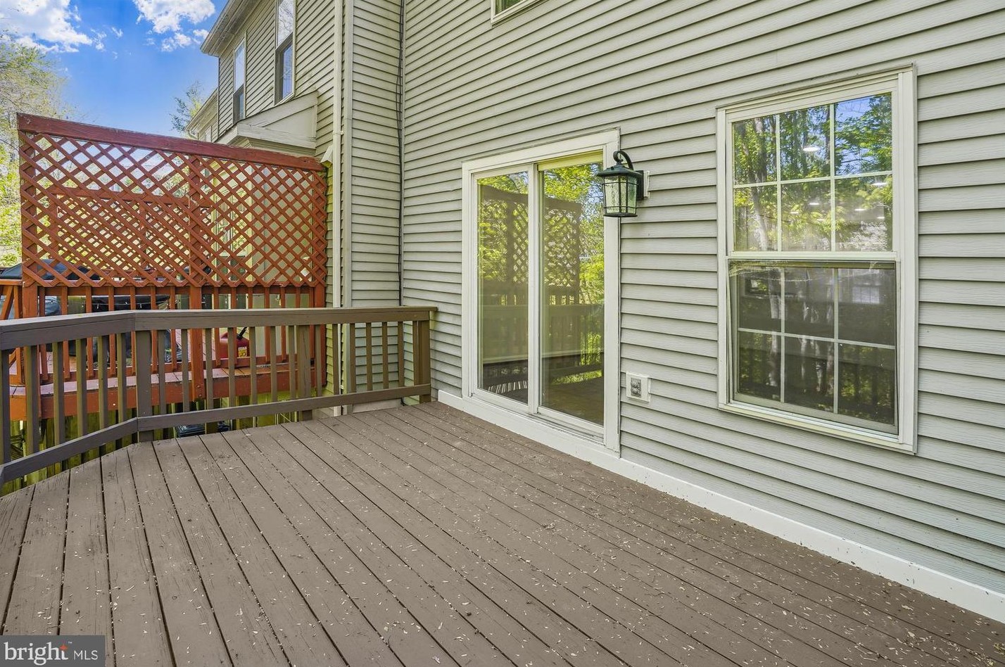 4247 Vals Way, Dumfries VA  22025-1140 exterior