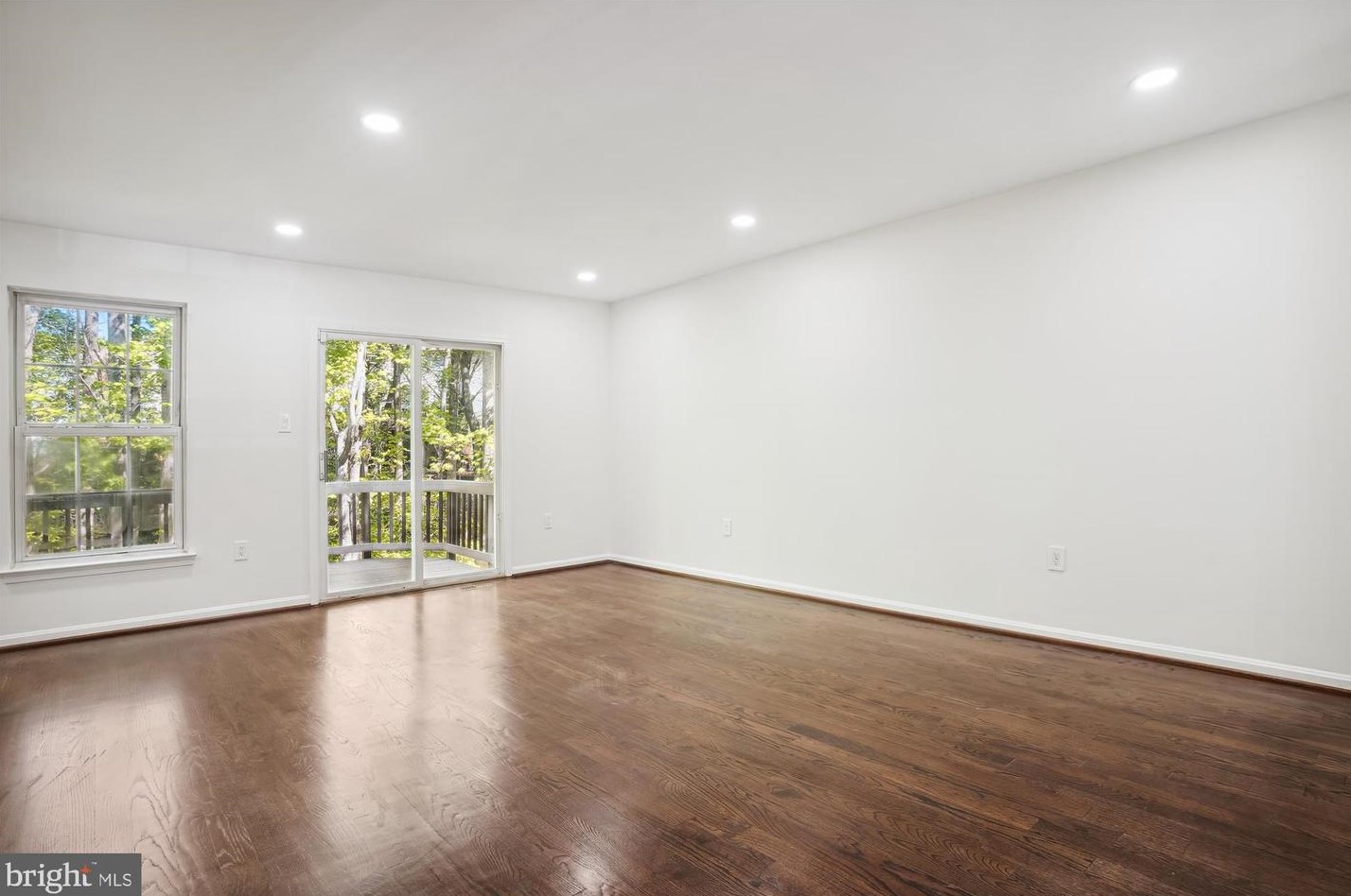 4247 Vals Way, Dumfries VA  22025-1140 exterior