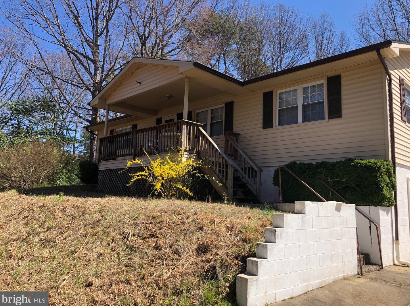 2147 Cherry Hill Rd, Dumfries, VA 22026