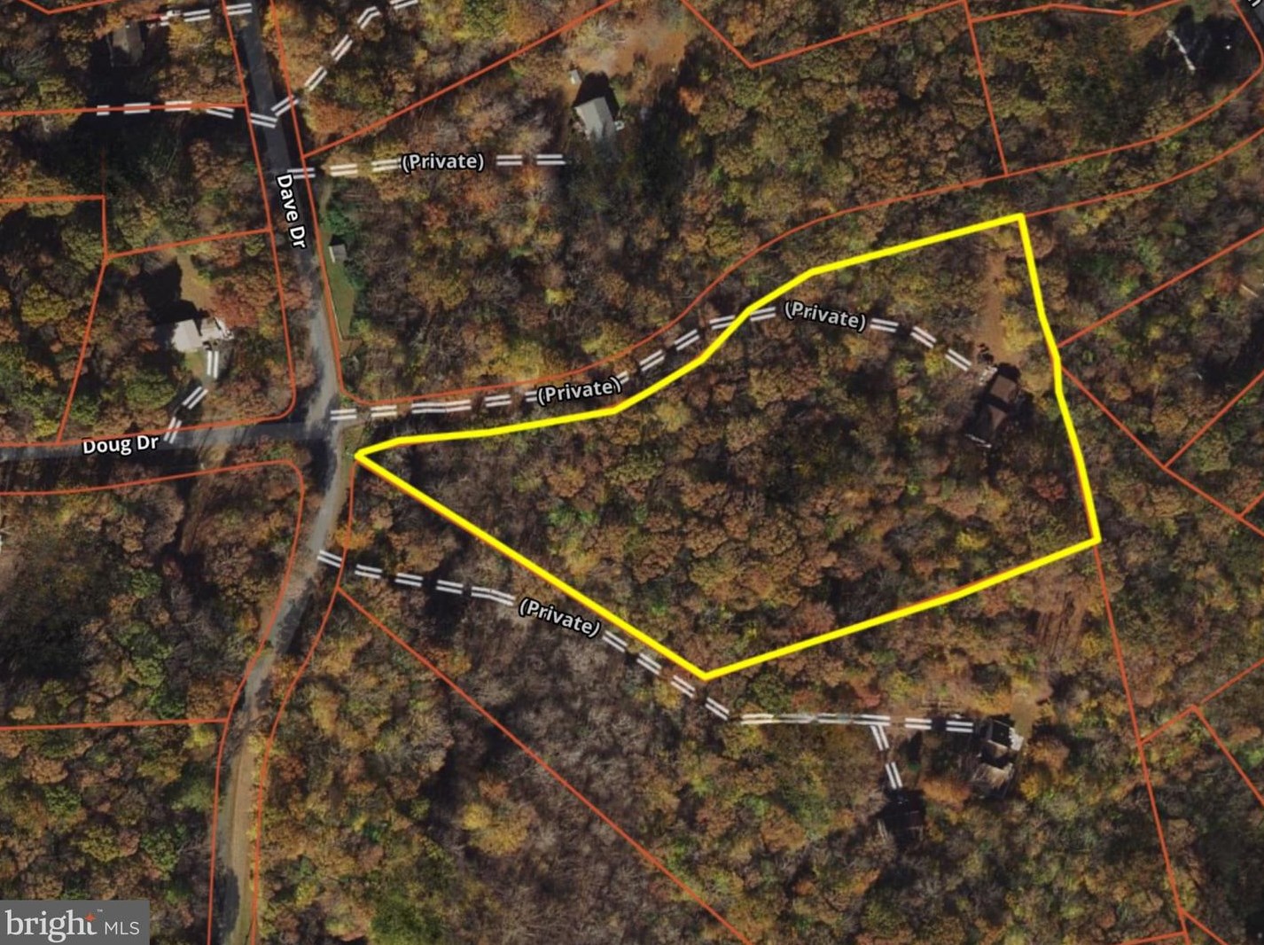 8797 Doug Dr, Nokesville, VA 20181