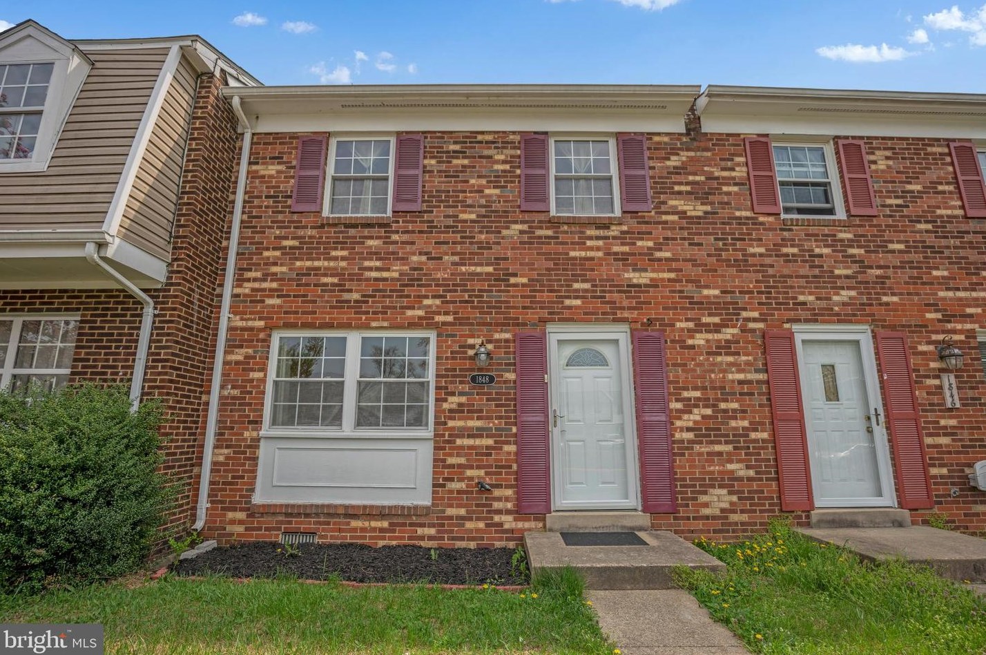 1848 Fort Pulaski Ct, Dumfries VA  22026-2556 exterior