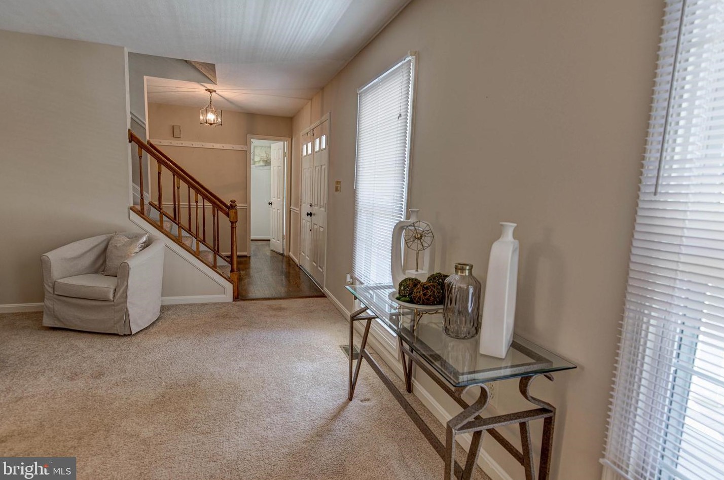 4734 Hickory Nut Pl, Dumfries VA  22025-1046 exterior