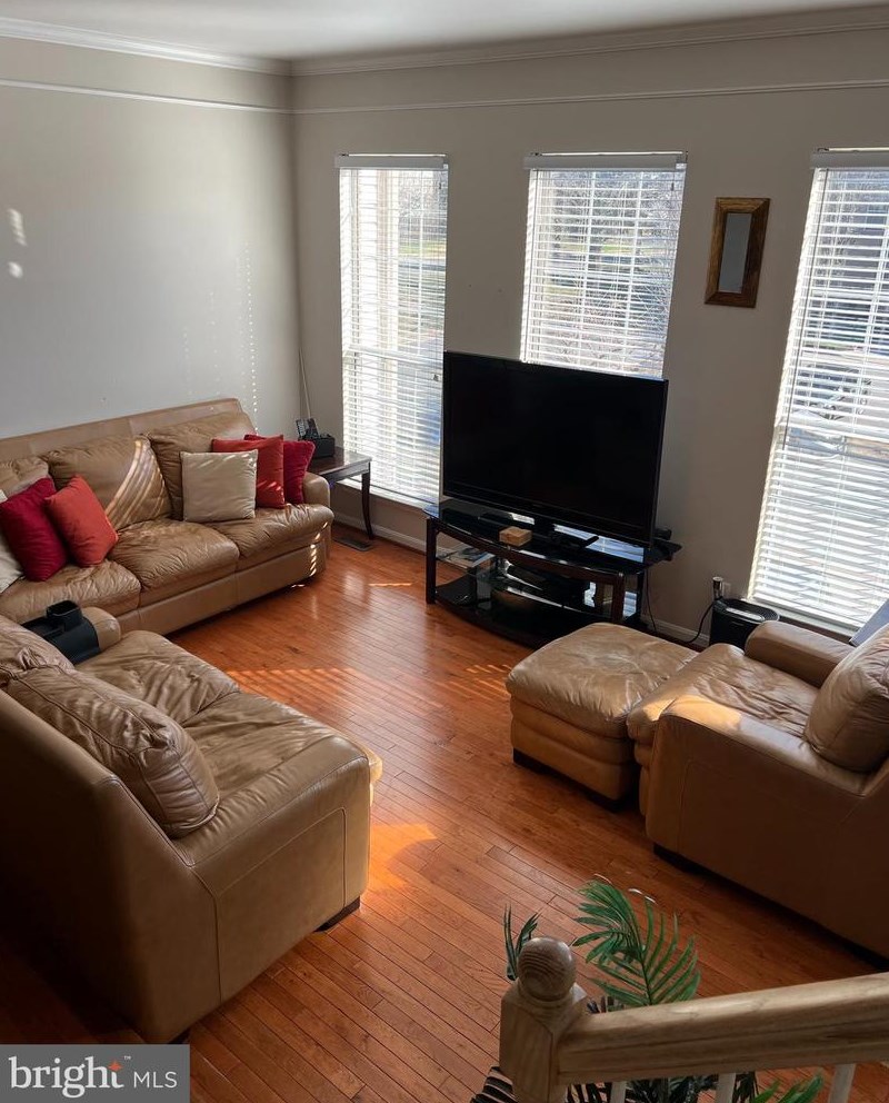 11771 Gascony Pl, Woodbridge, VA 22192