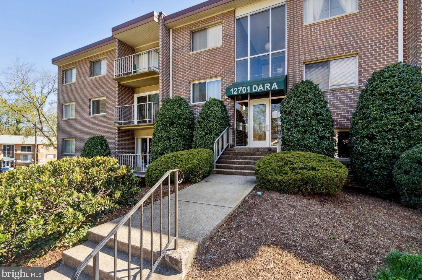 12701 Dara Dr #104, Woodbridge, VA 22192