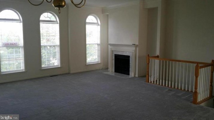 12802 Marblestone Dr, Woodbridge, VA 22192