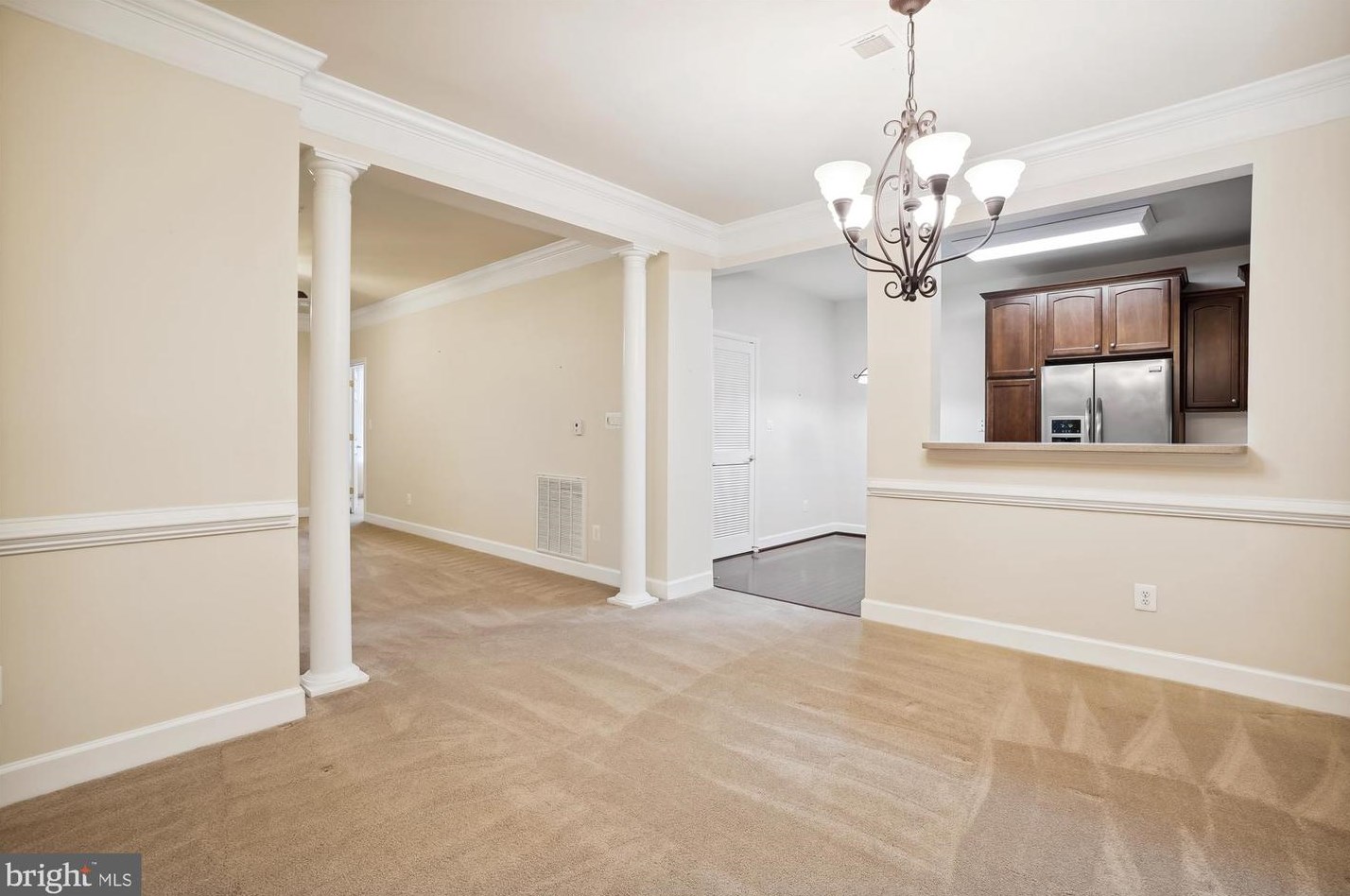 7065 Heritage Hunt Dr #104, Gainesville, VA 20155