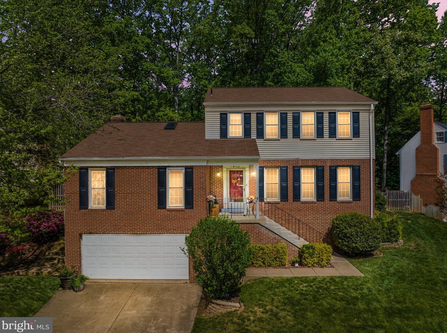 15308 Edgehill Dr, Dumfries, VA 22025-1032