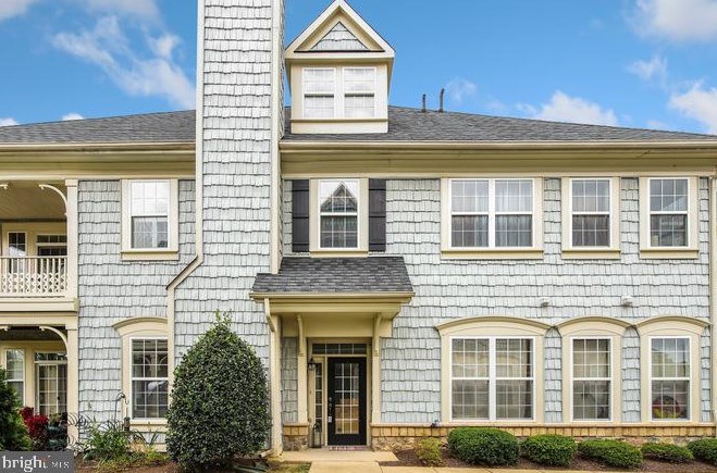 13963 Gullane Dr, Woodbridge VA  22191-1462 exterior