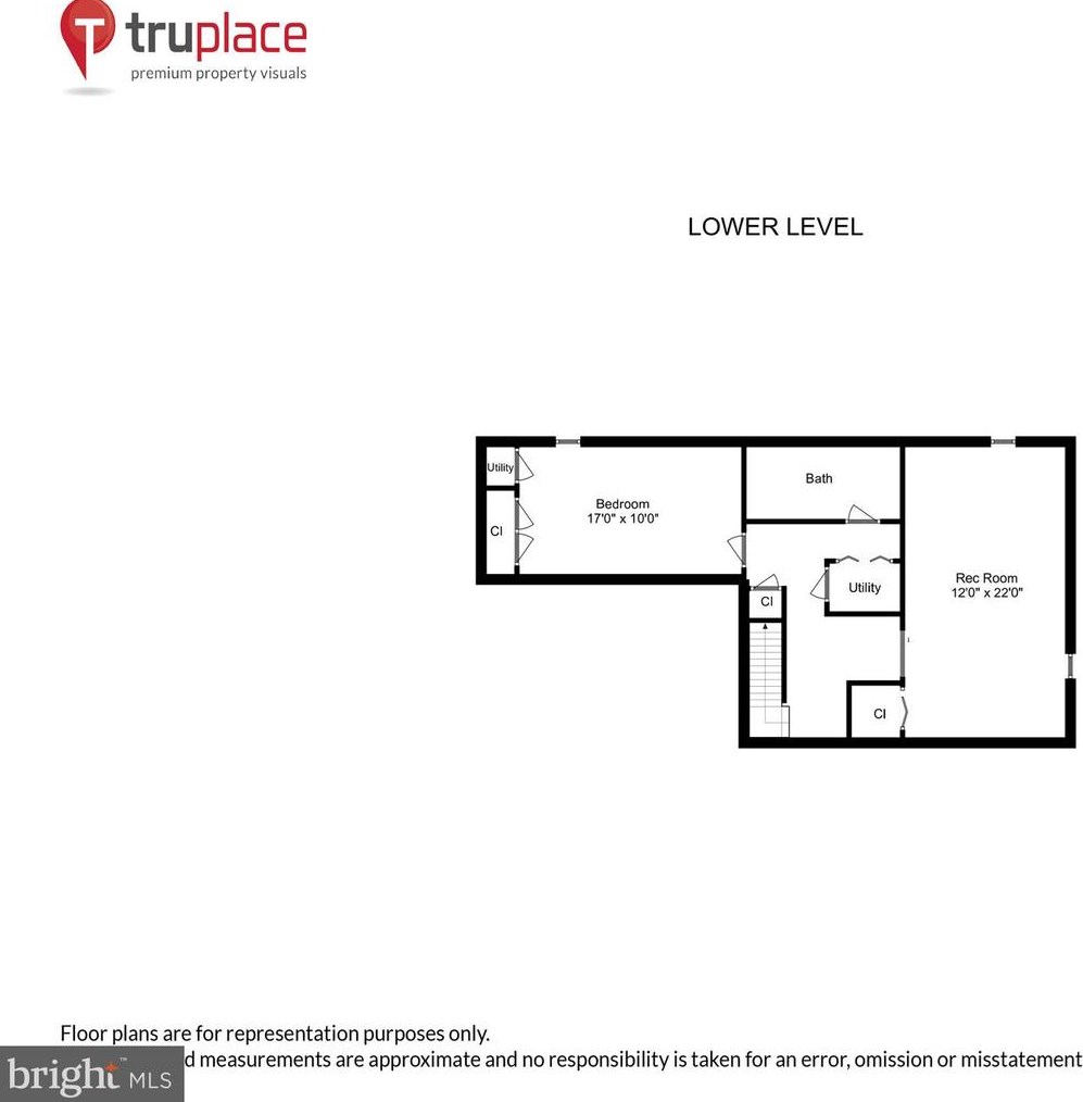 4499 Southwood Pl, Dumfries VA  22025-1004 exterior