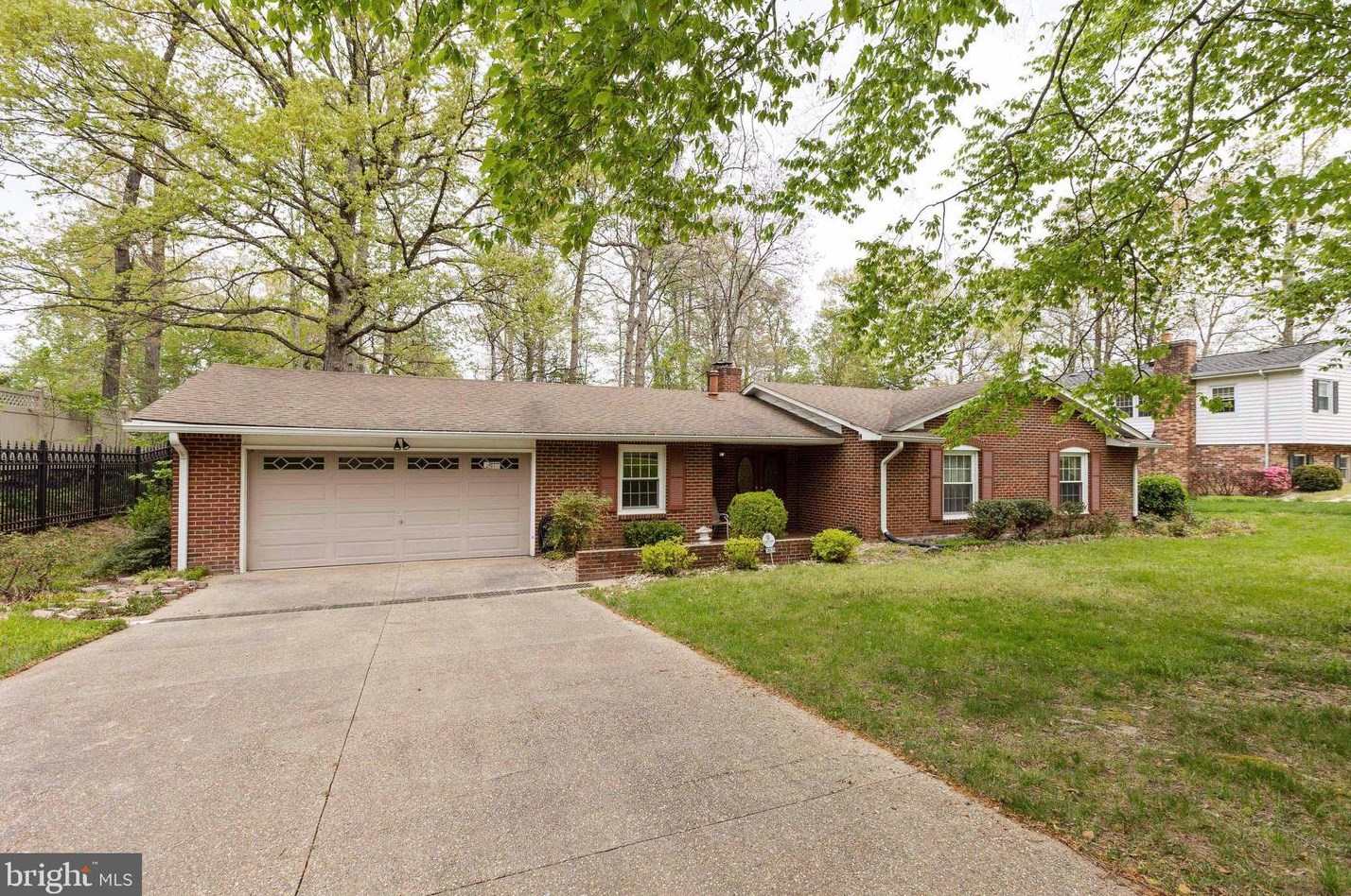 18419 Cabin Rd, Triangle, VA 22172