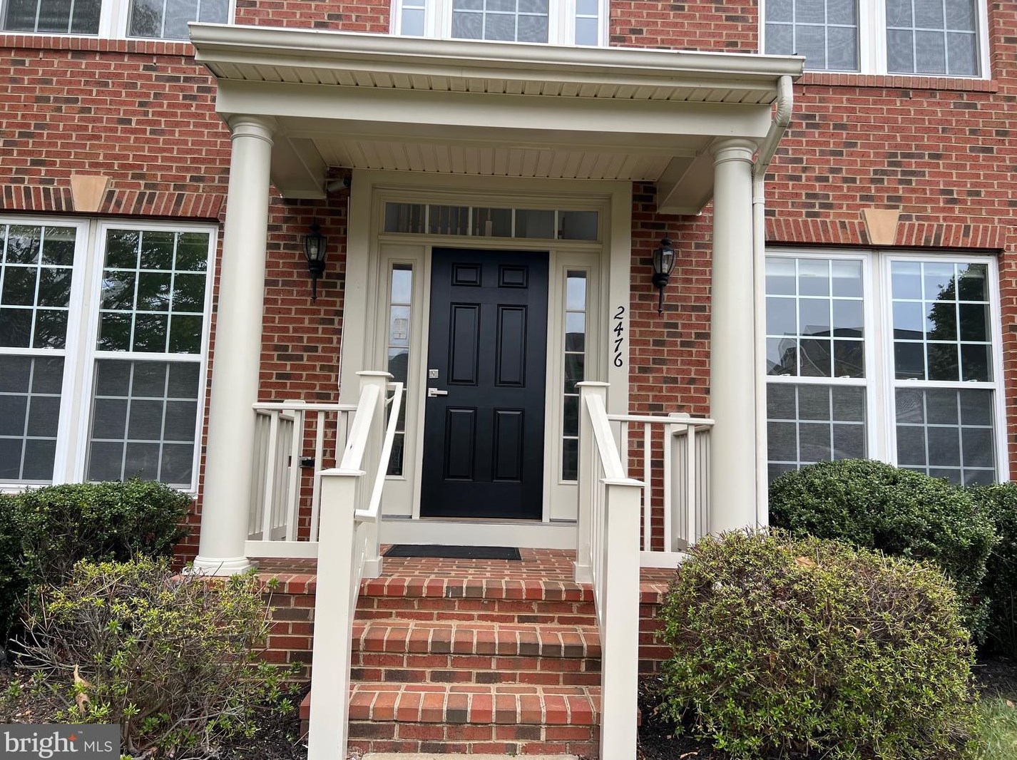 2476 Port Potomac Ave, Woodbridge, VA 22191