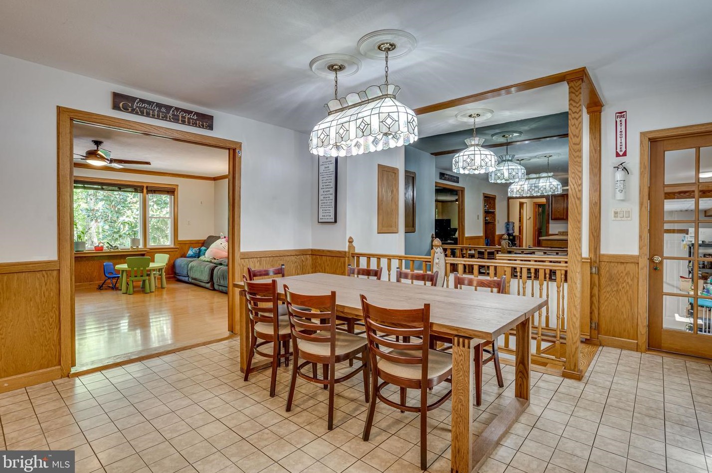 8907 Christine Pl, Manassas VA  20112-3173 exterior