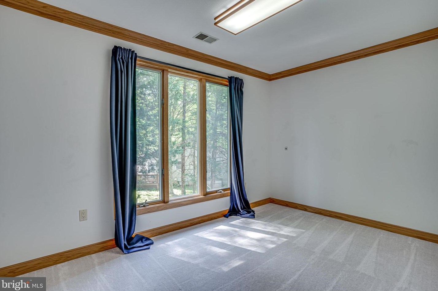8907 Christine Pl, Manassas VA  20112-3173 exterior