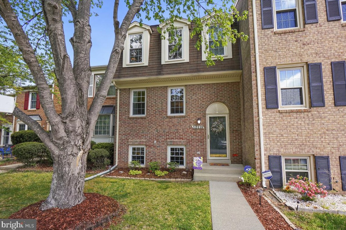 12118 Stallion Ct, Woodbridge, VA 22192-6222