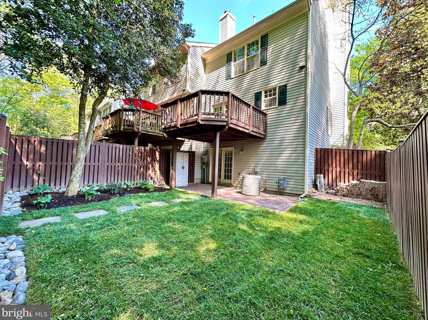3931 Pepperidge Ct, Woodbridge, VA 22192