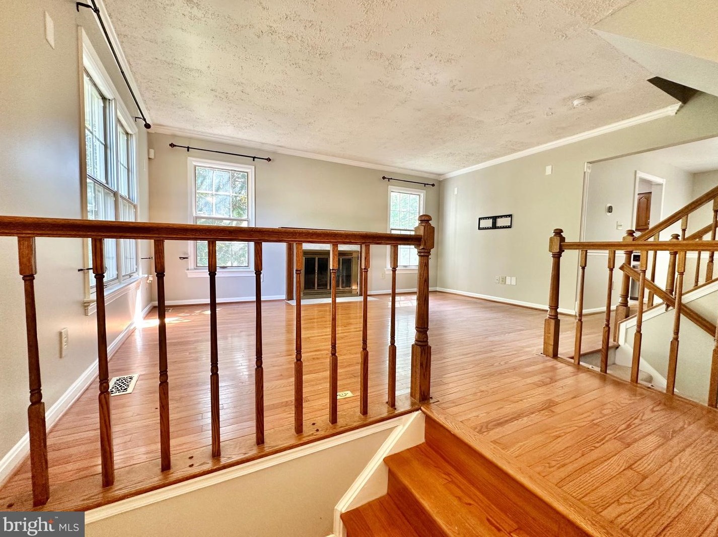 3931 Pepperidge Ct, Woodbridge VA  22192-6278 exterior