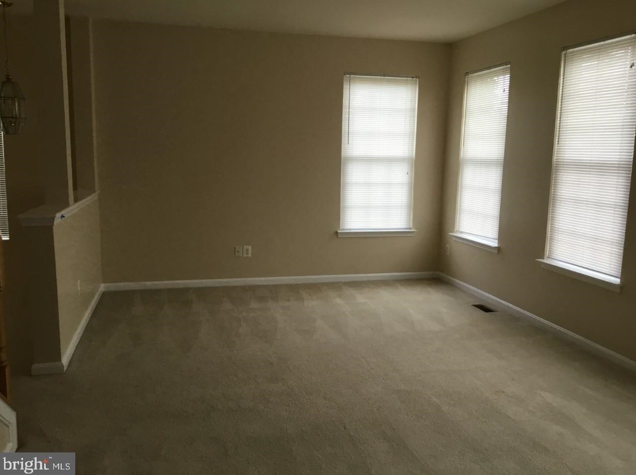 13021 Bathgate Way, Bristow, VA 20136