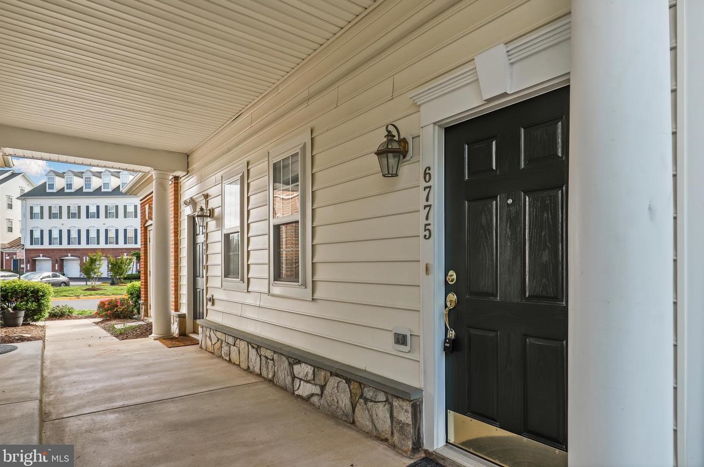 6775 Hampton Bay Ln, Gainesville, VA 20155
